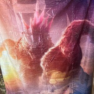 Godzilla and King KongThrow Blanket